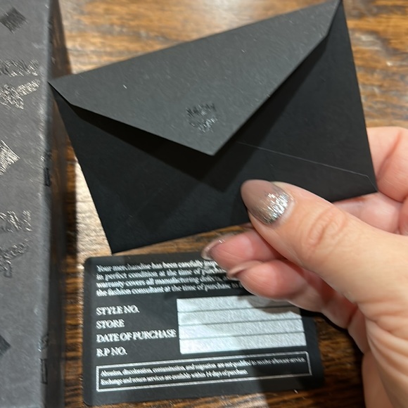 MCM Accessory Box - Picture 4 of 12